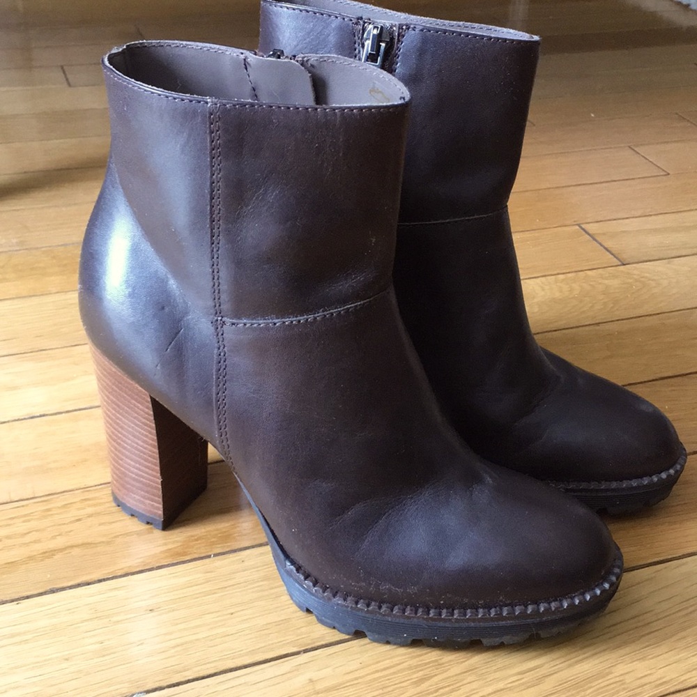 Brown Leather midheel boots size 35, fits 35.5-36